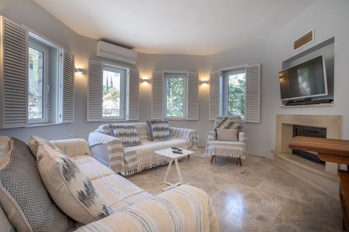 Image No.5-Villa de 4 chambres à vendre à Akkaya