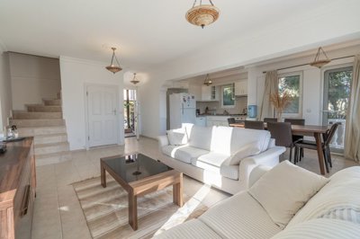 A Minimalistic Attic Duplex Apartment in Gocek For Sale - A sun-lit space with open-plan design