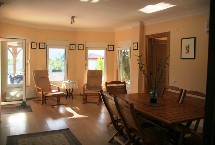 Image No.4-4 Bed Villa for sale