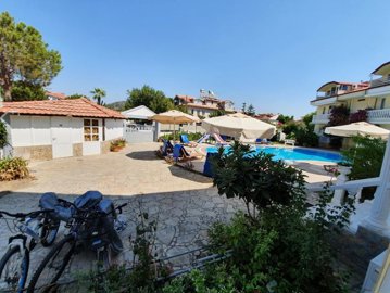 A lovely Ground-Floor Apartment in Dalyan For Sale - Communal pool and amenities