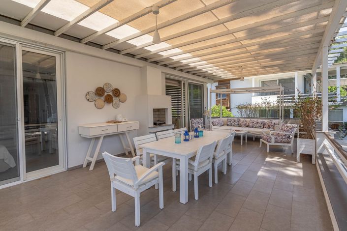 Image No.15-3 Bed Apartment for sale