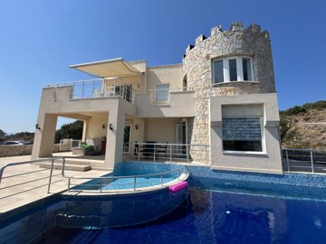 1 - Güvercinlik, Villa