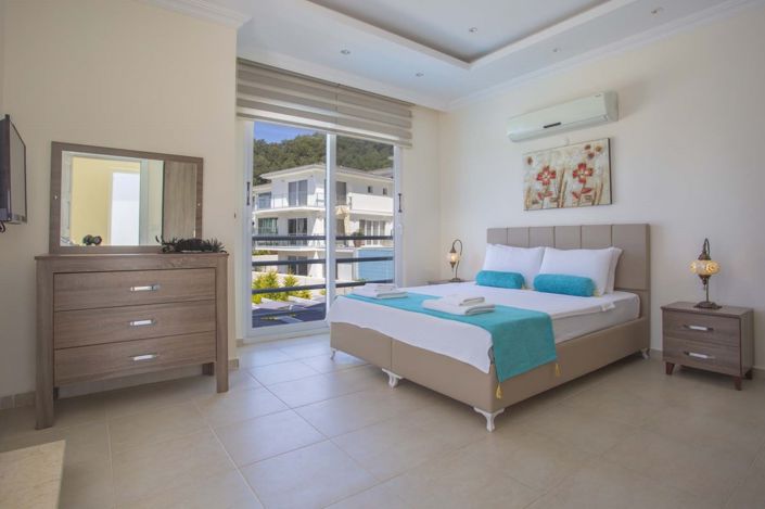 Image No.15-4 Bed Villa for sale