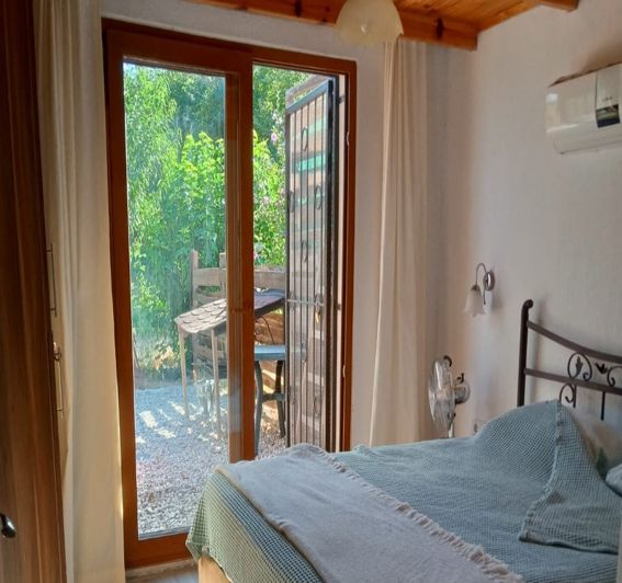 Image No.10-2 Bed Bungalow for sale