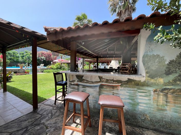 Image No.23-10 Bed Hotel for sale