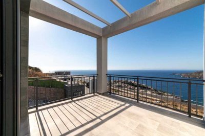 Prestigious Seafront Villas And Apartments In Bodrum – Magnificent sea views from the balcony terrace