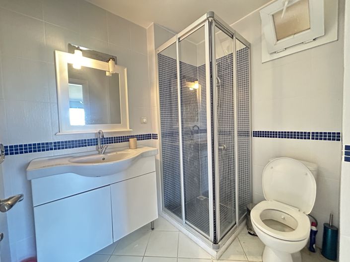 Image No.19-3 Bed Villa for sale