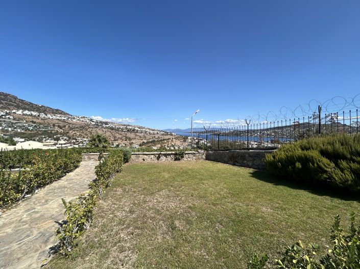 Image No.24-3 Bed Villa for sale