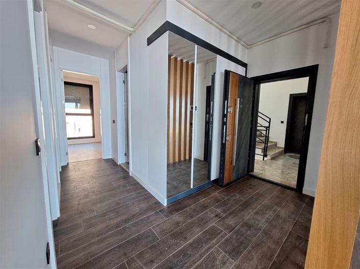 Image No.5-3 Bed Apartment for sale