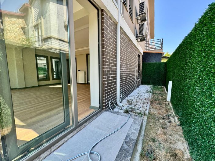 Image No.20-3 Bed Villa for sale