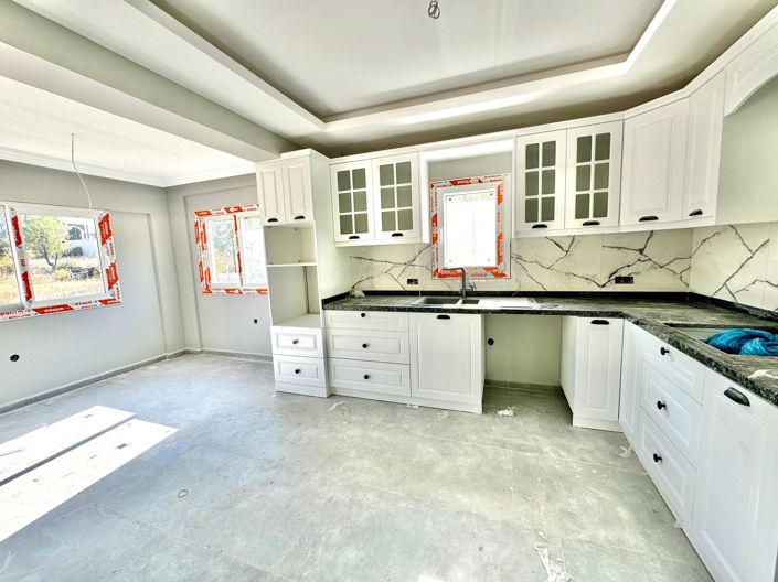 Image No.8-5 Bed Villa for sale