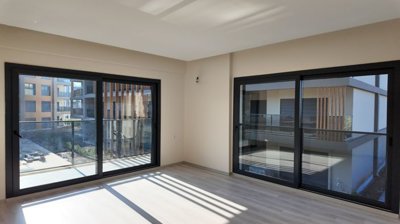 City-View Apartments For Sale In Kusadasi - Bright living space