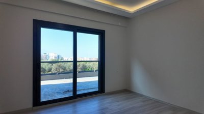 City-View Apartments For Sale In Kusadasi - Laminate flooring in the bedrooms