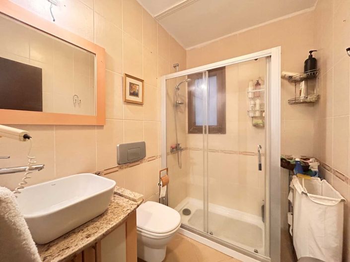 Image No.17-2 Bed Apartment for sale