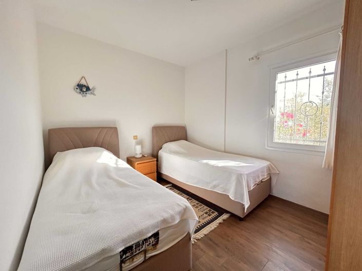 Image No.10-4 Bed Apartment for sale