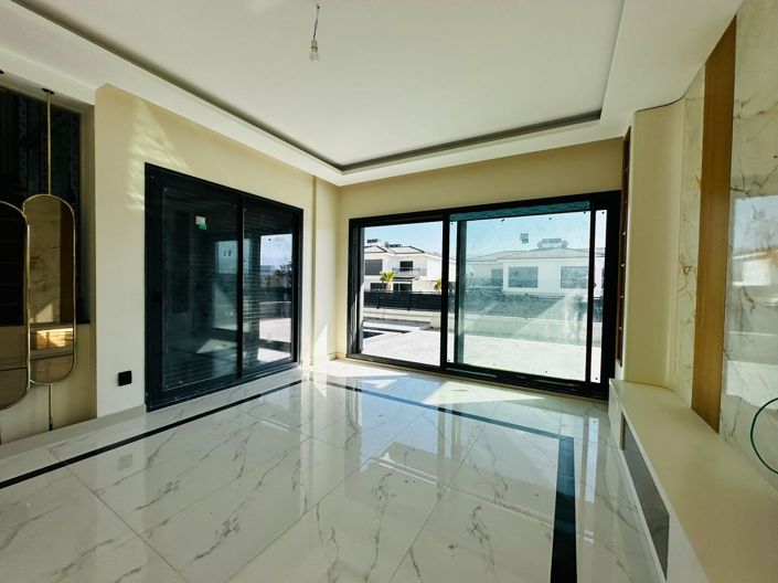 Image No.6-Villa de 4 chambres à vendre à Kusadasi