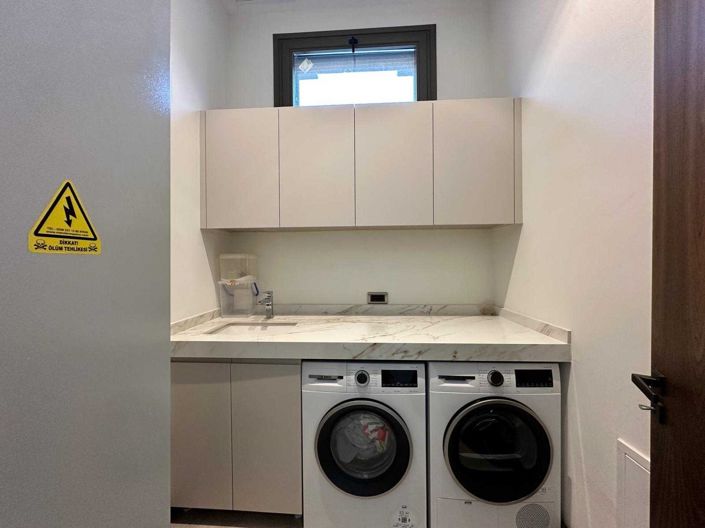 Image No.12-3 Bed Villa for sale