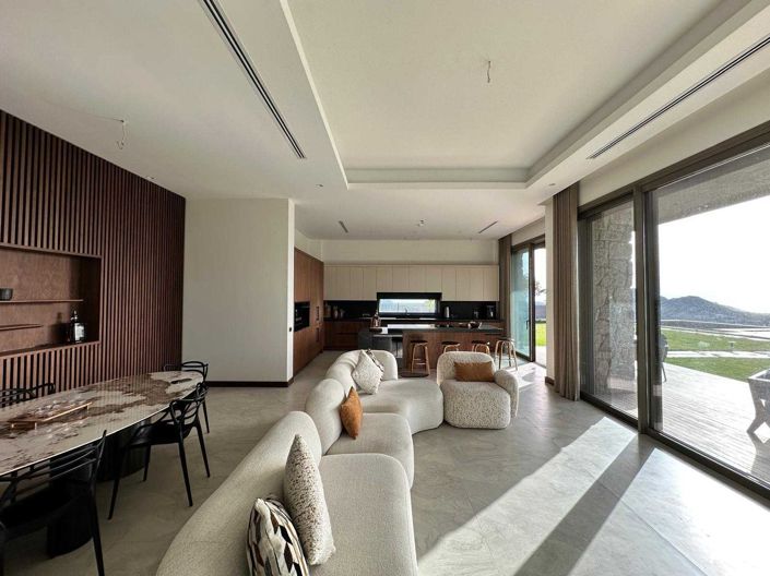 Image No.8-3 Bed Villa for sale