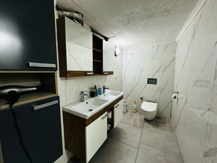 Image No.22-4 Bed Villa for sale