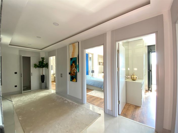 Image No.16-6 Bed Villa for sale