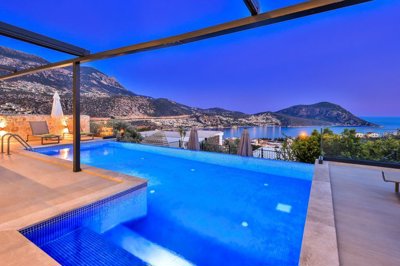 Deluxe Kalkan Property For Sale - Private infinity swimming pool