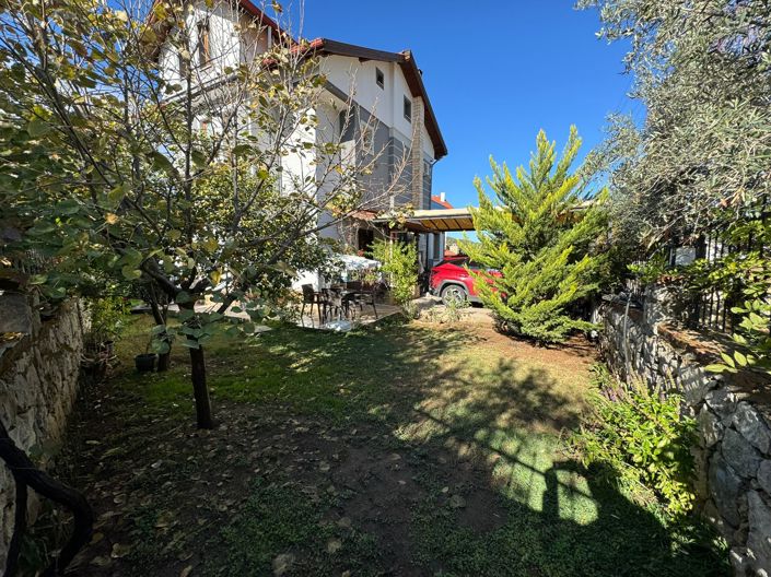 Image No.4-Villa de 4 chambres à vendre à Hisaronu