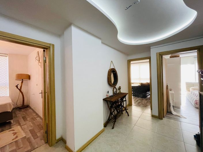 Image No.8-3 Bed Apartment for sale