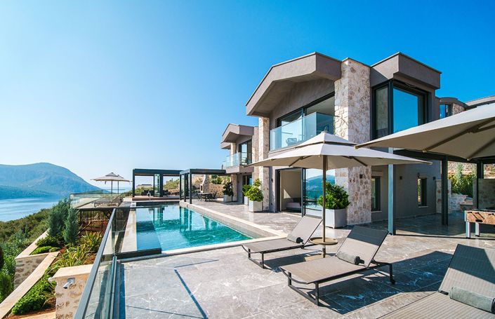 Image No.1-5 Bed Villa for sale