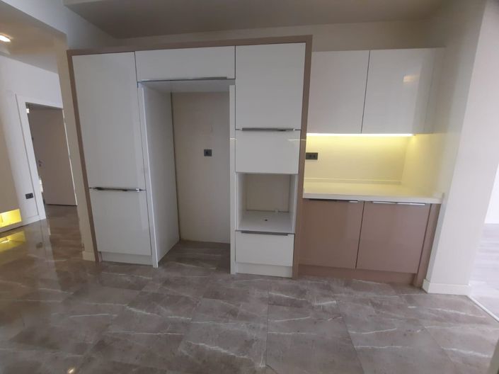 Image No.11-3 Bed Apartment for sale