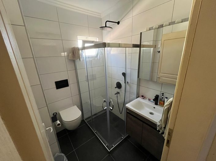 Image No.16-2 Bed Apartment for sale