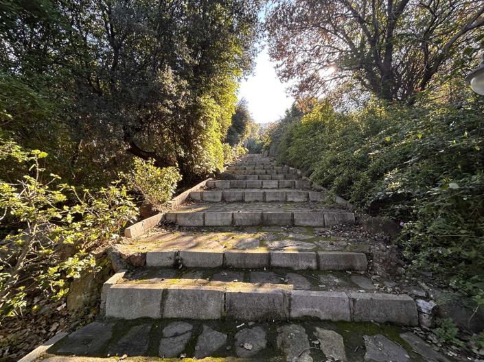 Image No.20-2 Bed Apartment for sale