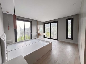 Ultra-Modern Twin Villa In Milas, Bodrum For Sale - Spacious master bedroom