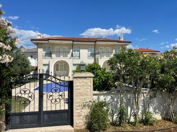 An Alluring, Semi-Detached Dalyan Villa For Sale With A Private Pool - Securely walled and gated