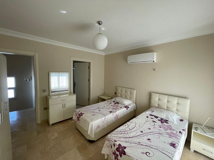 Image No.12-2 Bed Villa for sale