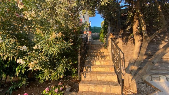 Image No.5-3 Bed Villa for sale