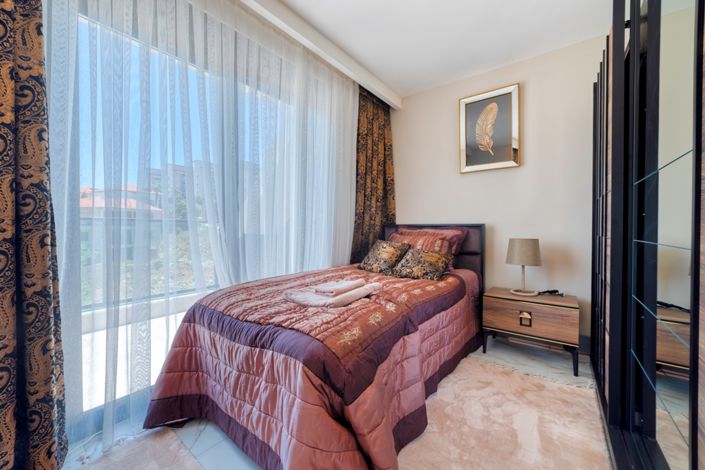 Image No.18-2 Bed Apartment for sale