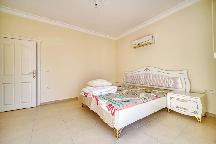 Image No.16-2 Bed Apartment for sale