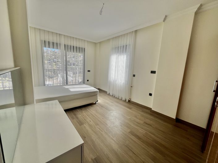 Image No.12-3 Bed Villa for sale