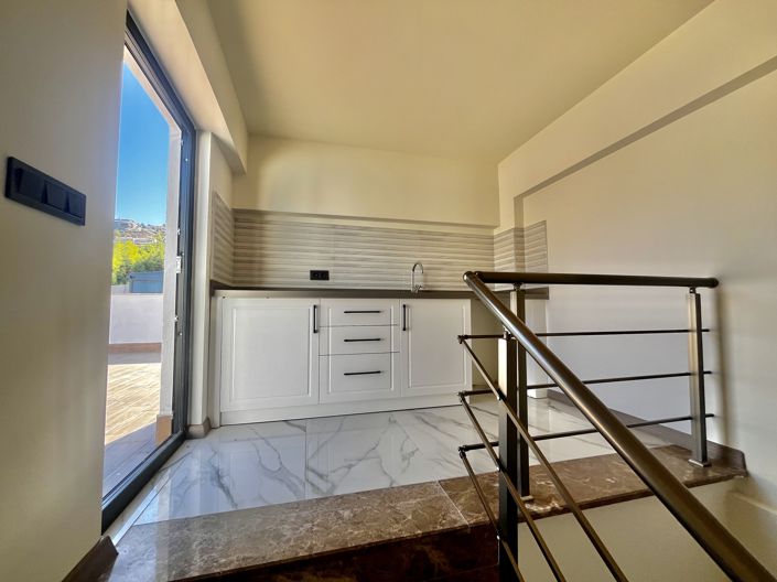 Image No.17-3 Bed Villa for sale