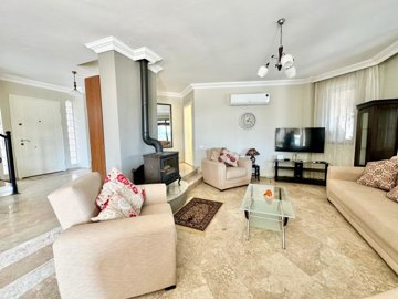 A Detached Villa For Sale In Seydikemer, Fethiye - A light and spacious open-plan living space