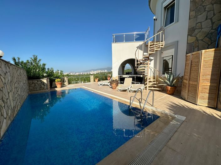 Image No.1-Villa de 3 chambres à vendre à Alanya