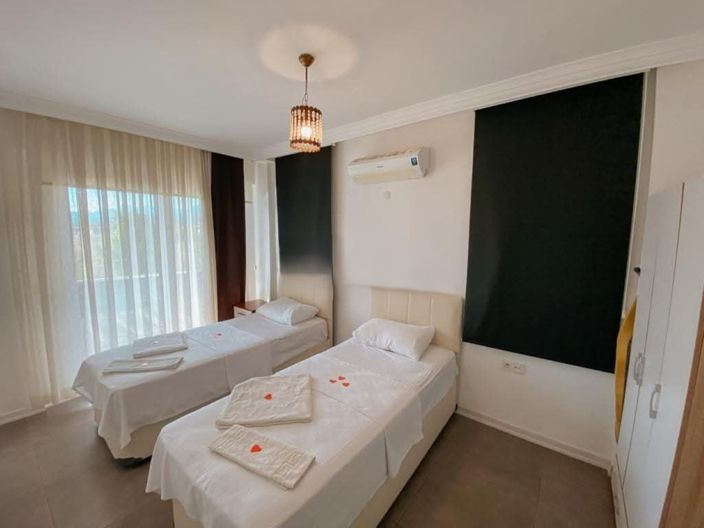 Image No.13-4 Bed Villa for sale