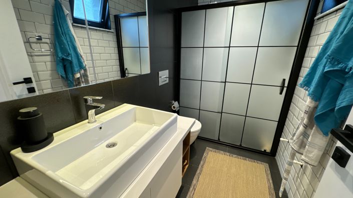 Image No.13-6 Bed Villa for sale