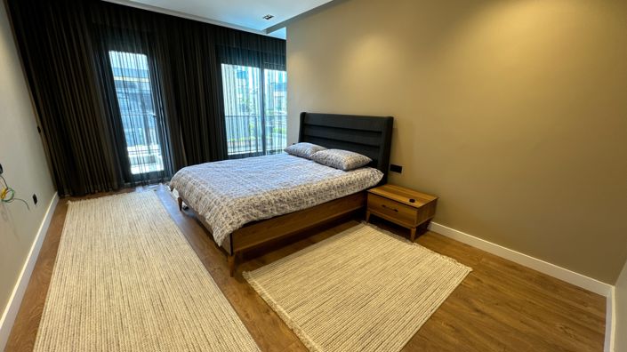 Image No.18-6 Bed Villa for sale