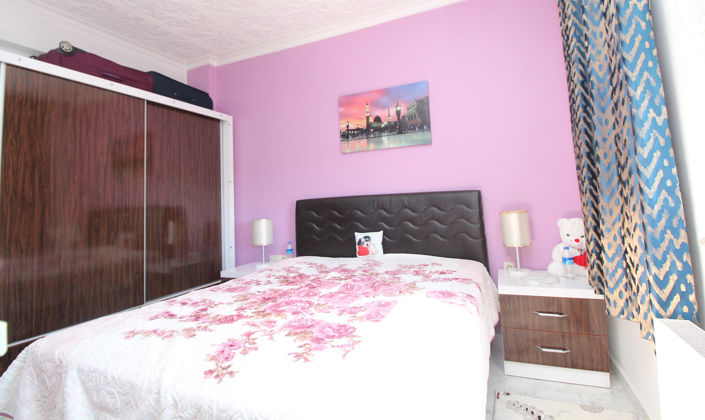 Image No.15-2 Bed Apartment for sale