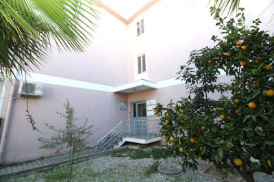 Centrally Located Apartment In Belek, Antalya For Sale - Main apartment entrance