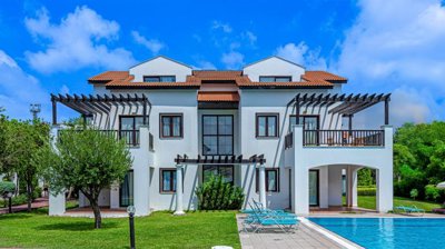 Riverside Apartment In Belek, Antalya For Sale - Elegant properties with three floors