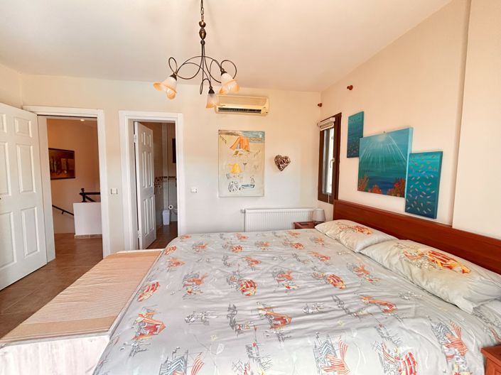 Image No.21-3 Bed Villa for sale