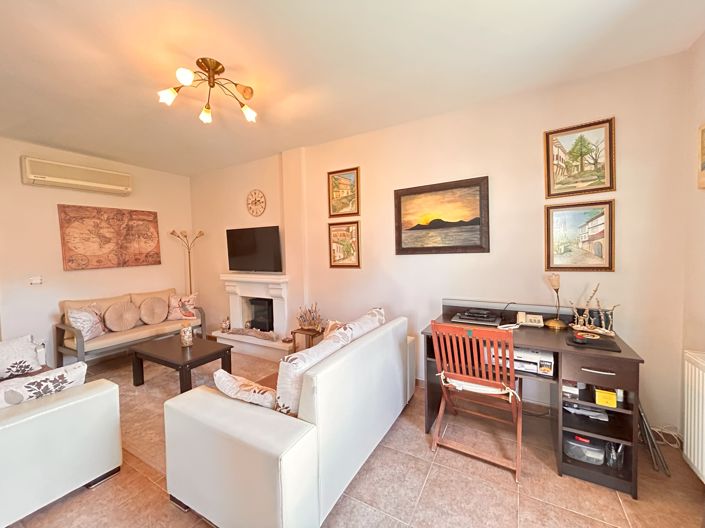 Image No.9-3 Bed Villa for sale