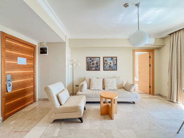 Outstanding Sea-View Apartment For Sale In Alanya - Lounge through to first bedroom